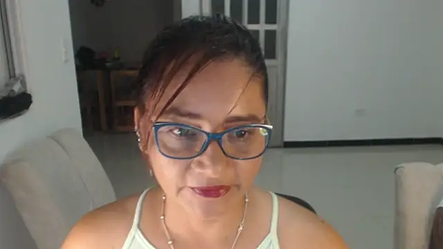 Snapshot of sexy_ambarr chatting on July 25, 2026, 5:26 am sexy ambarr online show from July 25, 2026, 5:26 am