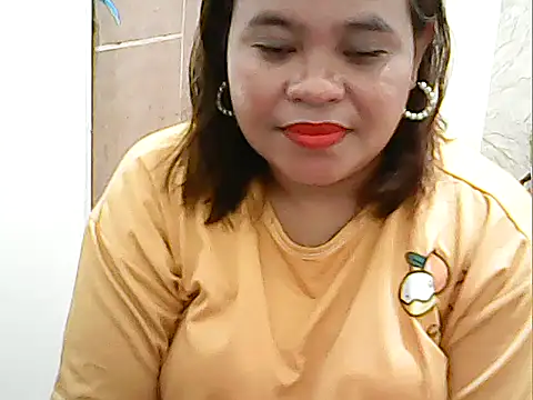 cutechubby online show from January 12, 2026, 7:04 am