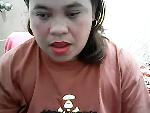 Snapshot of cutechubby chatting on February 11, 2026, 11:04 pm cutechubby online show from February 11, 2026, 11:04 pm