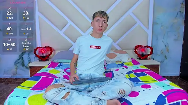 sammysex- online show from November 28, 2025, 6:35 am