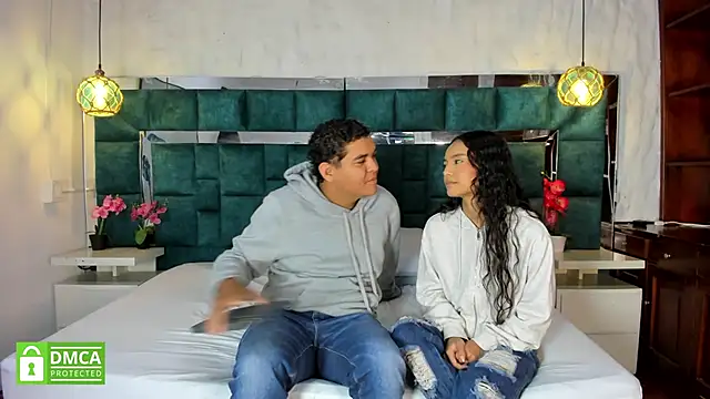  bonnyandclyde online show from February 24, 2026, 12:28 pm