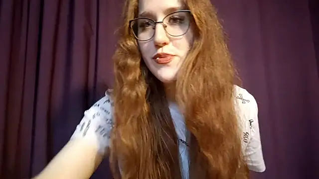 Snapshot of Kristake chatting on November 26, 2025, 8:36 am Kristake online show from November 26, 2025, 8:36 am