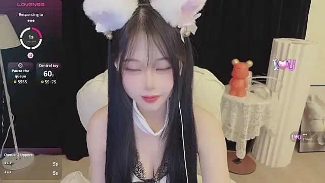 Snapshot of -Annababy chatting on July 11, 2026, 1:00 pm -Annababy online show from July 11, 2026, 1:00 pm