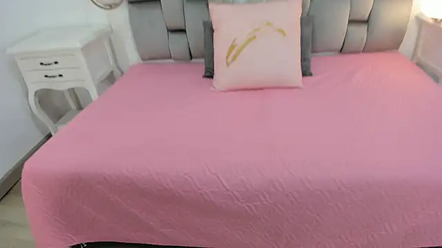 gaby smit   online show from December 16, 2025, 11:36 am