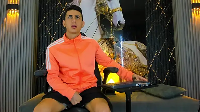 Snapshot of twink_scott_ chatting on February 25, 2026, 1:44 pm twink scott online show from February 25, 2026, 1:44 pm