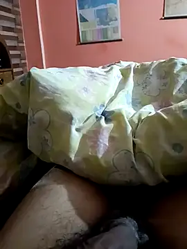 happy - online show from November 30, 2025, 3:35 pm