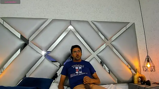 DANIDICK VC online show from November 26, 2025, 12:27 pm