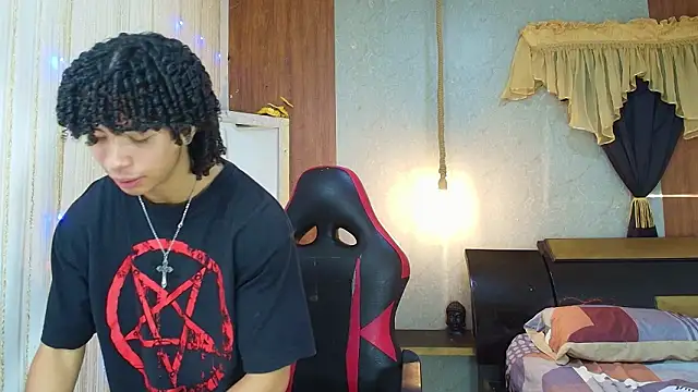 kim curlyy online show from March 8, 2026, 2:09 pm