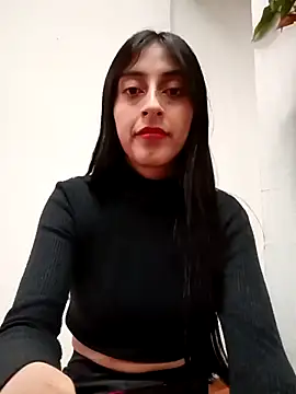 Im Kloe online show from December 15, 2025, 8:03 pm