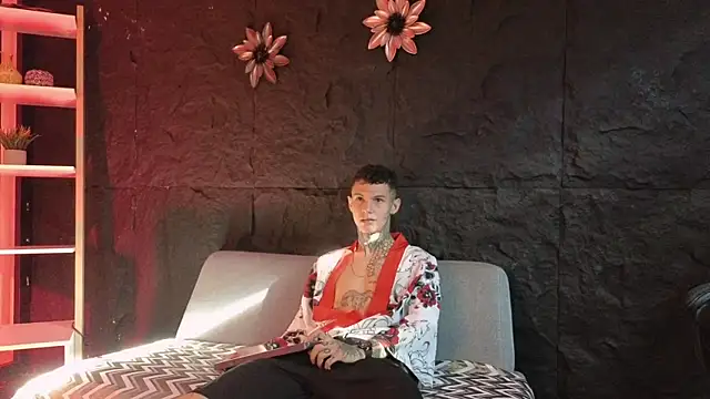 Paulo 527 online show from December 21, 2025, 8:53 pm