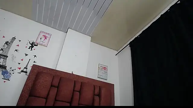 varascott online show from April 15, 2026, 12:38 am