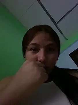 Snapshot of Emily_milk_1 chatting on June 20, 2026, 6:51 am Emily milk 1 online show from June 20, 2026, 6:51 am