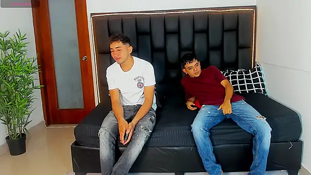 Crazy porkys online show from April 9, 2026, 7:42 pm