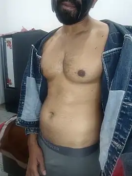 Amit22122 online show from January 8, 2026, 12:38 am