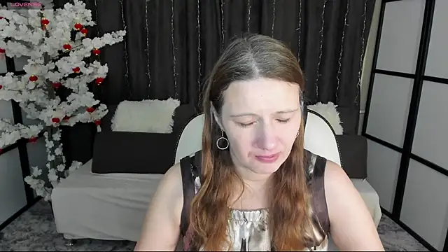 KathrineMeyer online show from December 23, 2025, 2:22 am