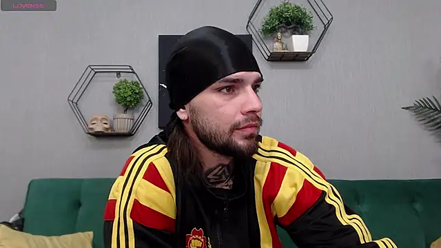 KaneHunter online show from March 22, 2026, 1:42 am