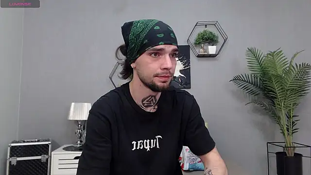 KaneHunter online show from April 3, 2026, 6:03 pm