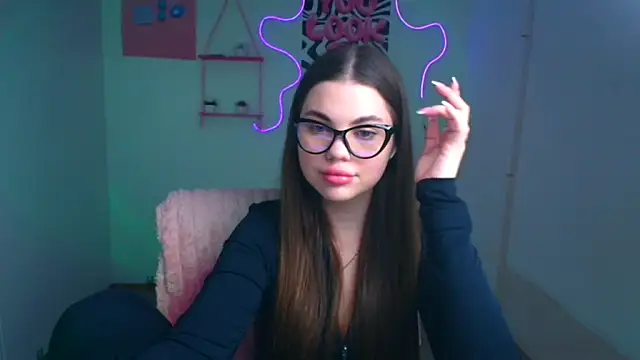 Violetta Brilliant online show from January 7, 2026, 12:32 pm