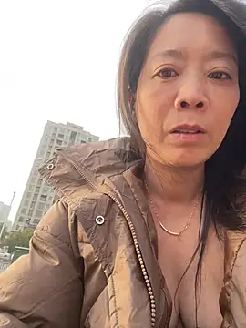 Snapshot of xiangxiang-love chatting on February 4, 2026, 12:16 am xiangxiang-love online show from February 4, 2026, 12:16 am