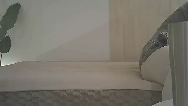 kyono-iyashi online show from April 5, 2026, 2:35 pm