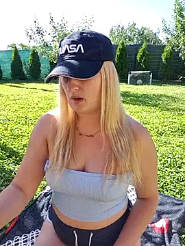 Snapshot of dixielarys chatting on June 18, 2026, 5:50 am dixielarys online show from June 18, 2026, 5:50 am