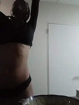 MsParisSmith online show from February 23, 2026, 7:09 am