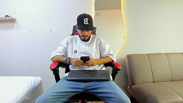 MatthewCullen online show from February 6, 2026, 8:38 pm