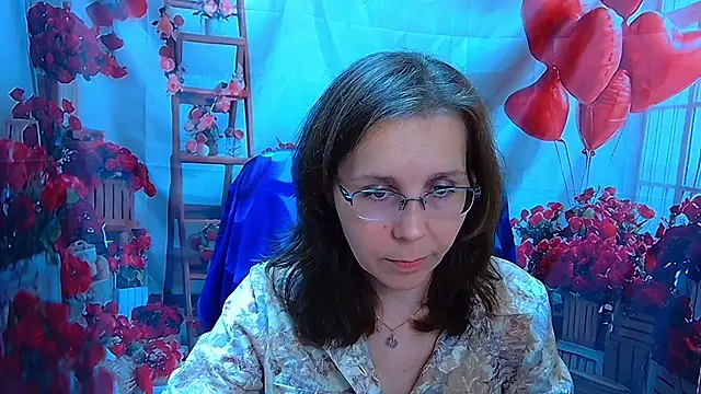Snapshot of DaisyEdit chatting on May 31, 2026, 5:35 am DaisyEdit online show from May 31, 2026, 5:35 am