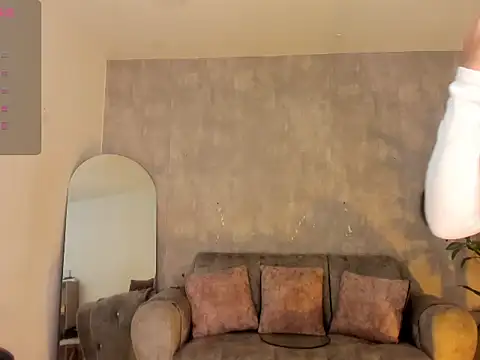 miacoopersx  online show from November 29, 2025, 12:27 pm