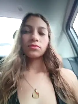 Vanneskk online show from January 5, 2026, 8:12 pm