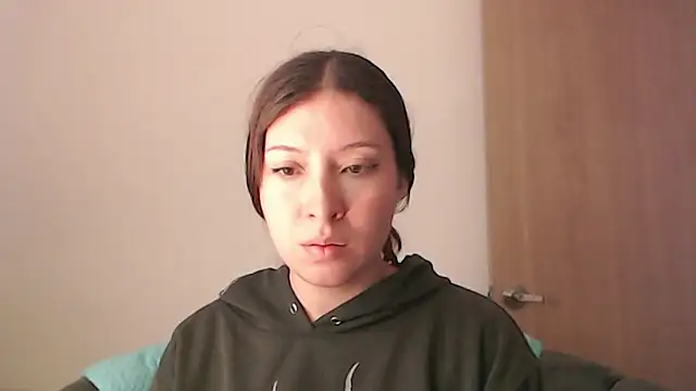 -Ivonny- online show from November 26, 2025, 8:31 pm