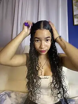 Snapshot of ZoeyFierce chatting on May 17, 2026, 1:11 pm ZoeyFierce online show from May 17, 2026, 1:11 pm