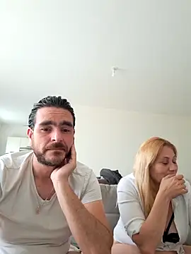 Snapshot of Le_fantasme chatting on June 5, 2026, 5:40 pm Le fantasme online show from June 5, 2026, 5:40 pm