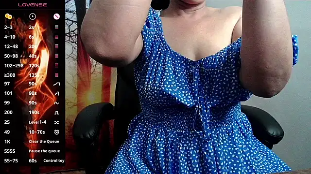 Snapshot of Whisperingfire chatting on June 3, 2026, 8:24 pm Whisperingfire online show from June 3, 2026, 8:24 pm