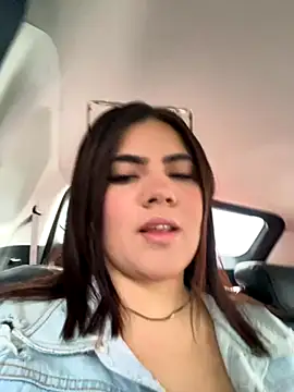 Snapshot of valenhill chatting on December 1, 2025, 2:07 pm valenhill online show from December 1, 2025, 2:07 pm