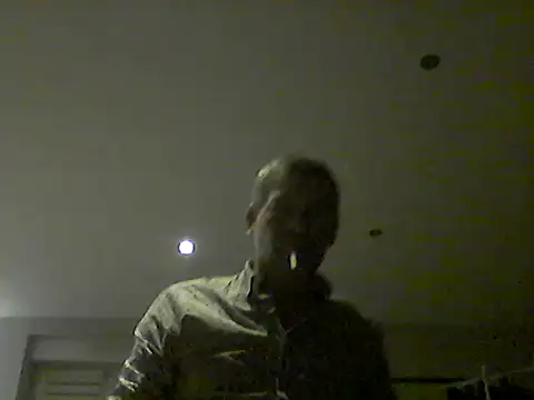 Snapshot of lorisaux chatting on December 1, 2025, 9:37 pm lorisaux online show from December 1, 2025, 9:37 pm