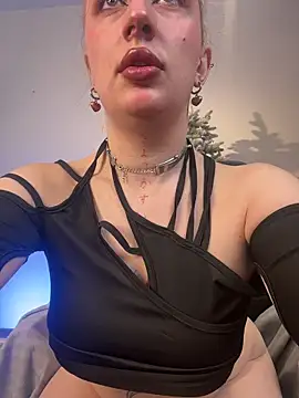 Helga vibe online show from December 15, 2025, 6:08 am