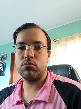 Snapshot of Silvakkfitk chatting on April 1, 2026, 5:10 pm Silvakkfitk online show from April 1, 2026, 5:10 pm