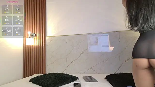 Snapshot of Little_michiko chatting on February 20, 2026, 10:12 pm Little michiko online show from February 20, 2026, 10:12 pm