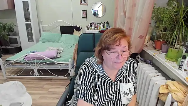 Snapshot of rekelme chatting on February 5, 2026, 6:48 pm rekelme online show from February 5, 2026, 6:48 pm