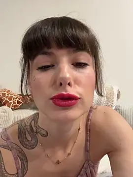 Snapshot of Sugarbellax chatting on February 19, 2026, 6:27 pm Sugarbellax online show from February 19, 2026, 6:27 pm