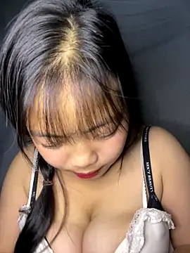 Mailyysa online show from January 7, 2026, 5:23 am