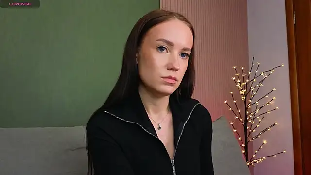 Snapshot of Bon_Bony chatting on December 15, 2025, 11:49 am Bon Bony online show from December 15, 2025, 11:49 am