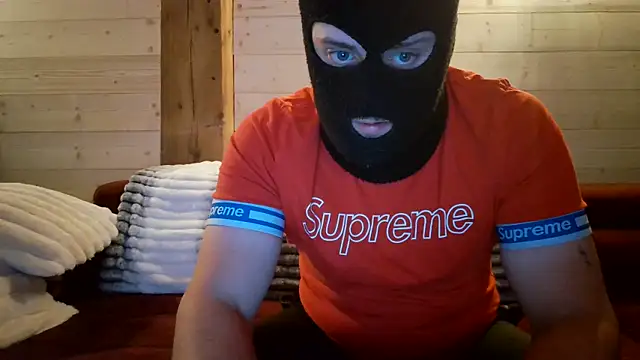 Shadowx699 online show from December 1, 2025, 8:42 pm