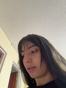 Mia fiire online show from March 22, 2026, 7:48 pm