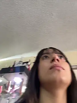 Mia fiire online show from March 26, 2026, 6:50 pm