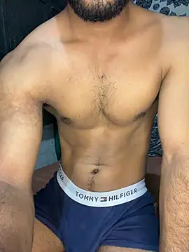 Snapshot of Fitboy07 chatting on July 22, 2026, 10:23 pm Fitboy07 online show from July 22, 2026, 10:23 pm