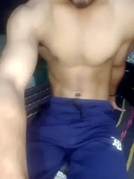 Snapshot of Fitboy07 chatting on February 8, 2026, 8:17 pm Fitboy07 online show from February 8, 2026, 8:17 pm