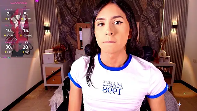 Caroline foster1 online show from March 4, 2026, 12:13 pm