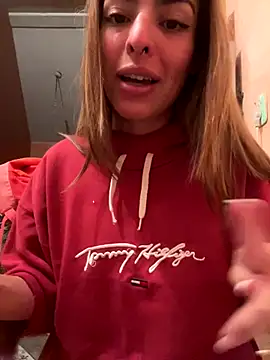 CammyyDomm online show from January 8, 2026, 9:15 am